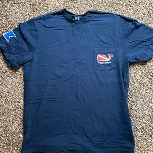 Vineyard Vines men t shirt